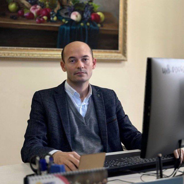 Muratov Xusan Xolmuratovich